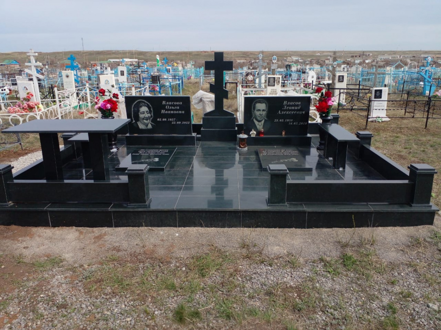 Мемориальный комплекс среднего ценового сегмента.