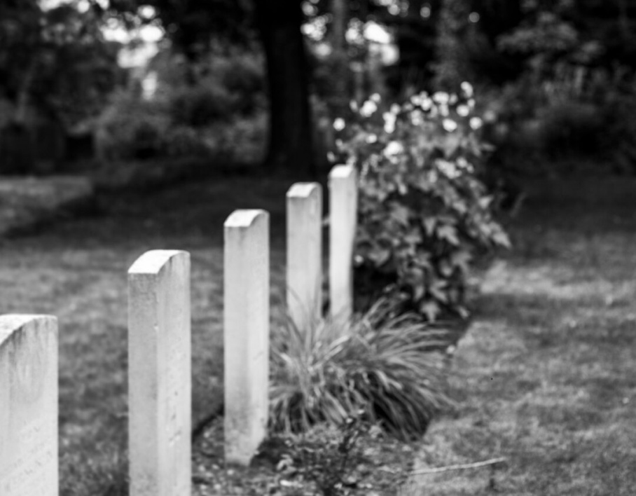 Размеры места на кладбище на одного человека